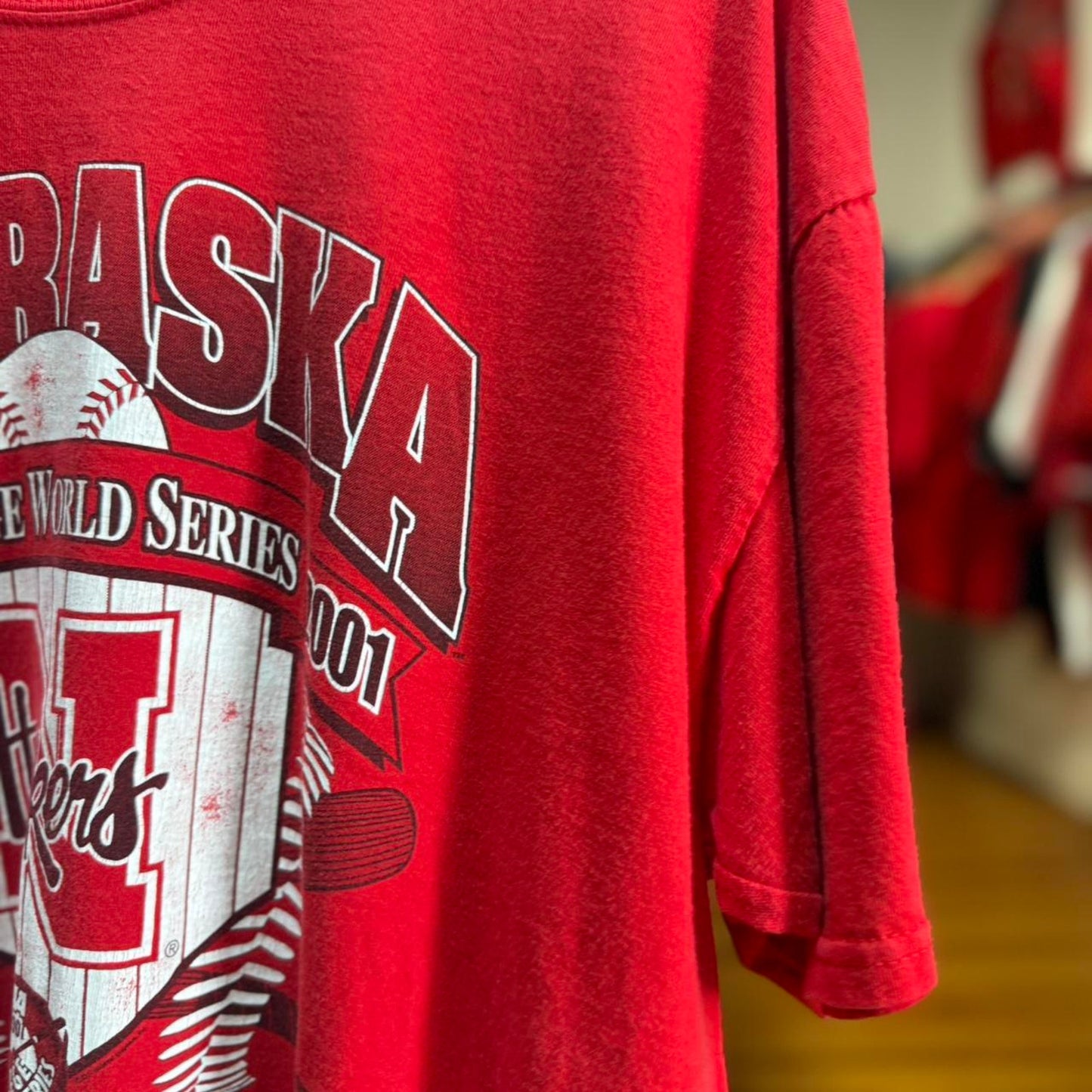 Vintage Y2K Nebraska Huskers CWS Baseball T-Shirt - X-Large