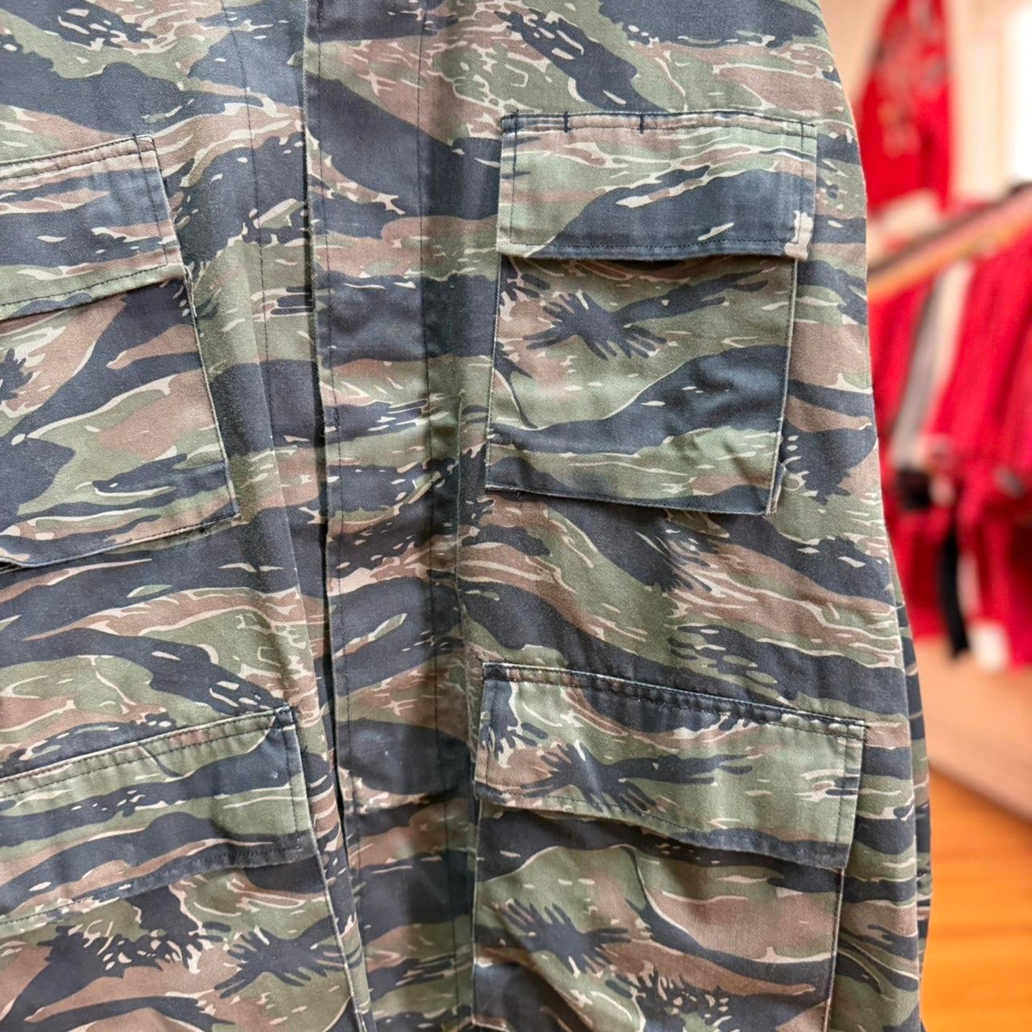 Vintage 90s Camo Camouflage Pocketed Shirt - Large