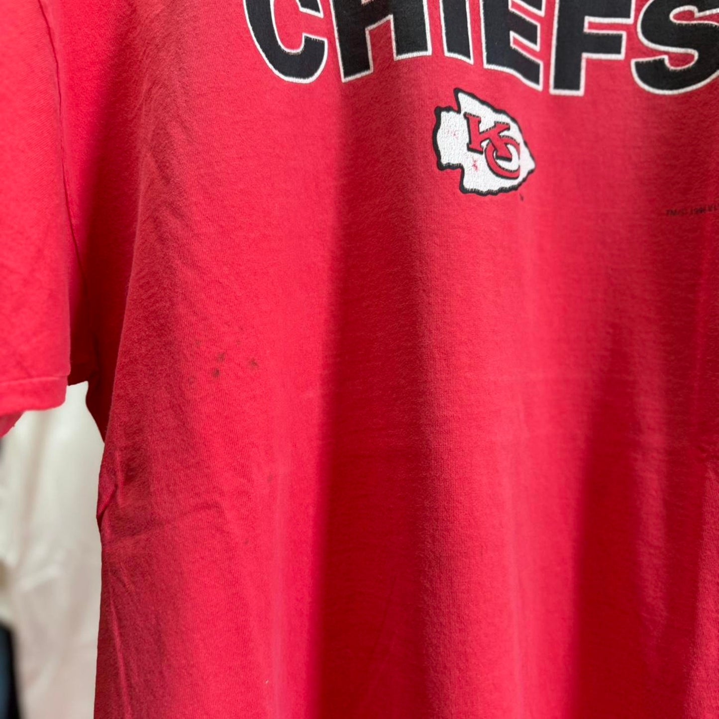 Vintage 90s Faded Kansas City Chiefs Football NFL T-Shirt