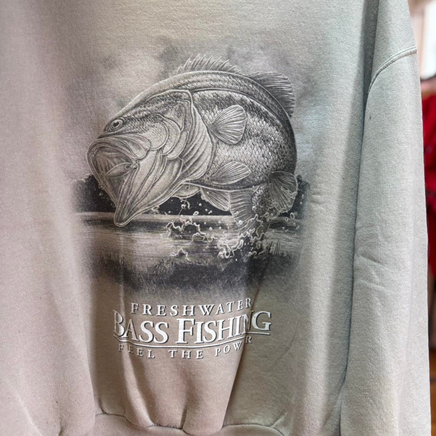 Vintage 90s Fish Big Mouth Bass Fishing Animal Crewneck