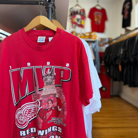 Vintage 90s Detroit Red Wings MVP Champions NHL Hockey T-Shirt