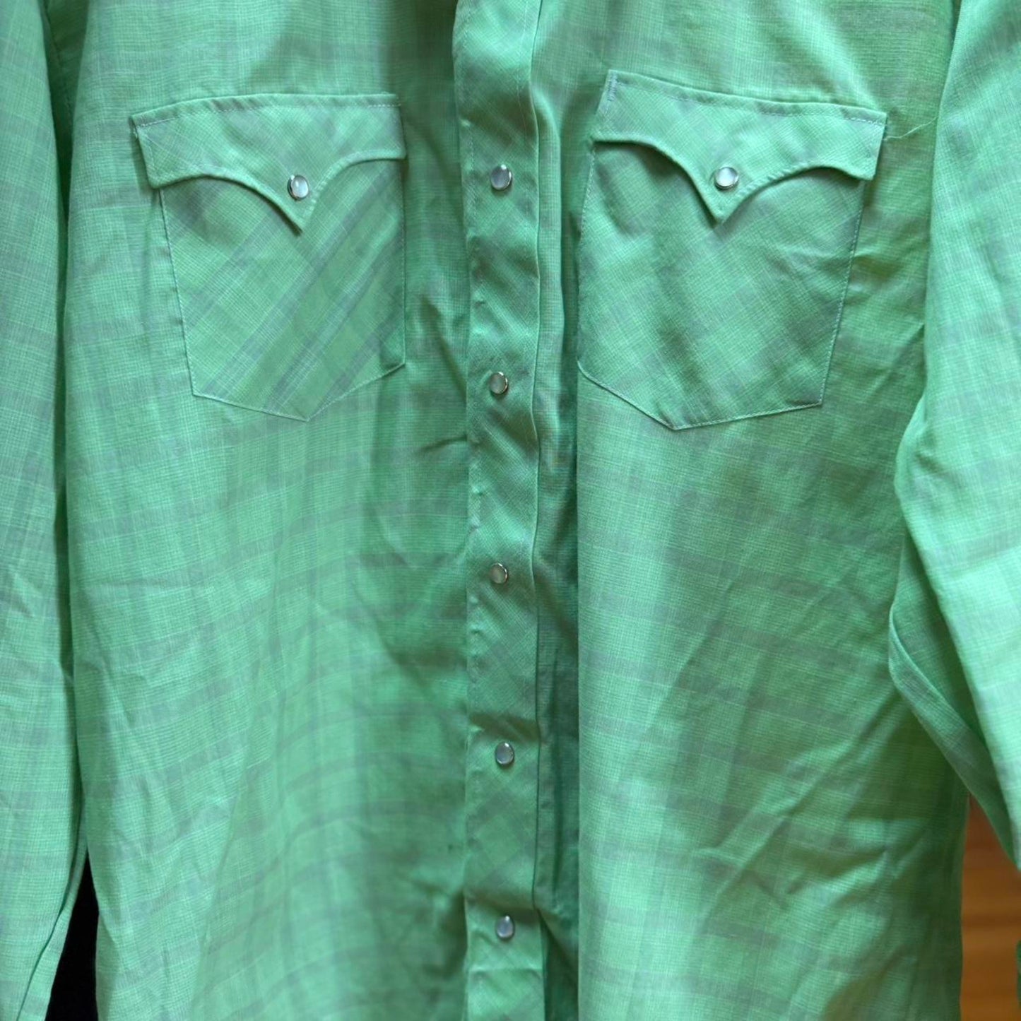 Vintage 90s Wrangler Pearl Snap Shirt - Medium