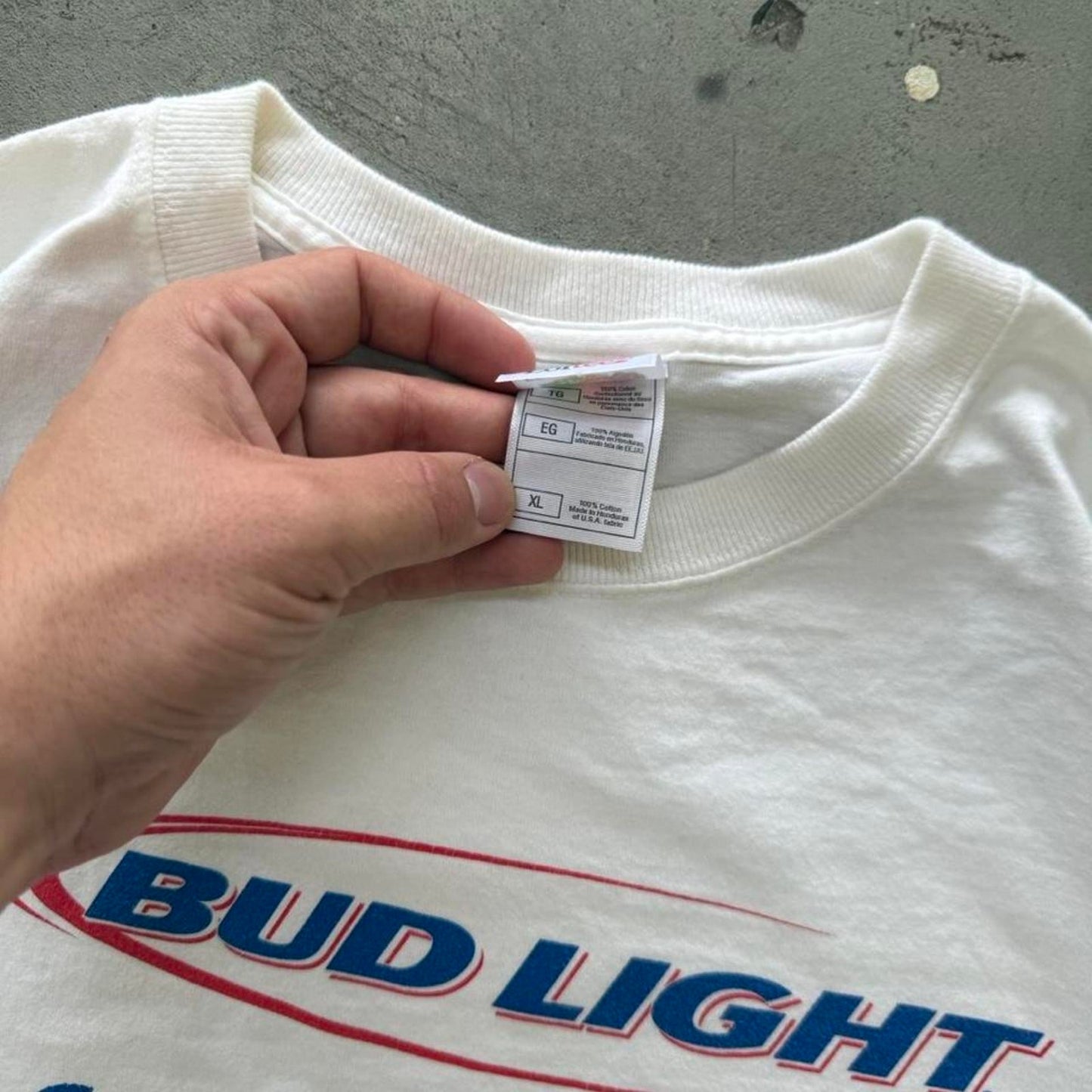 Vintage Y2K Bud Light Volleyball Sports Beer T-Shirt - X-Large