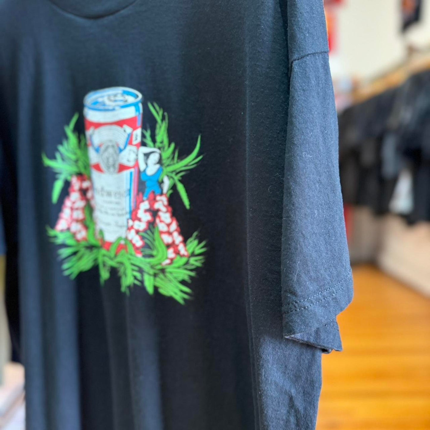 Vintage Budweiser Aloha Hawaii Style Beer Alcohol T-Shirt