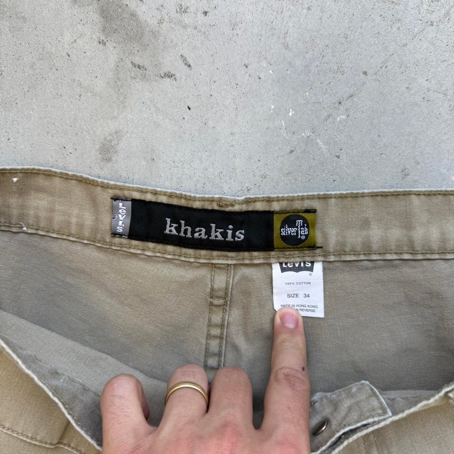 Vintage Levi’s Silvertab Cargo Shorts - 34"