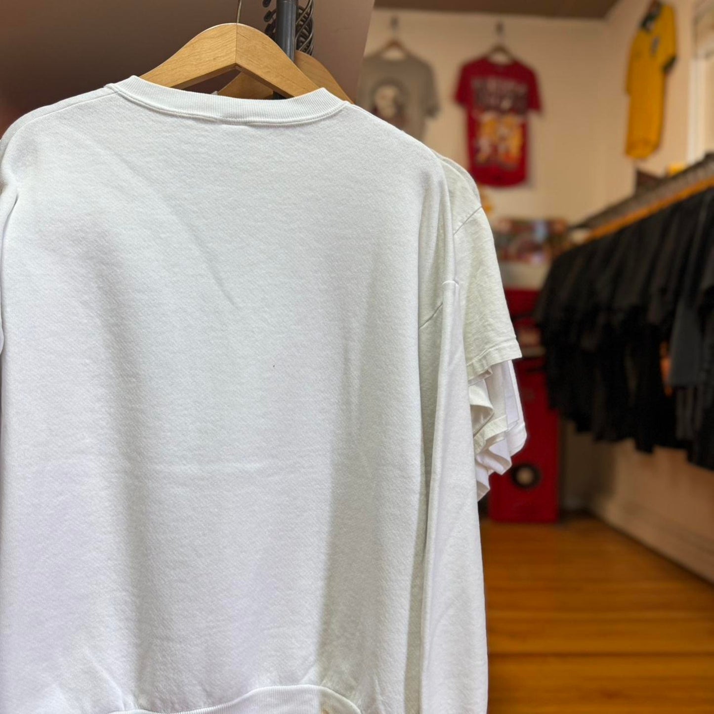 Vintage 90s Good Harbor Vineyard Fishtown White Crewneck