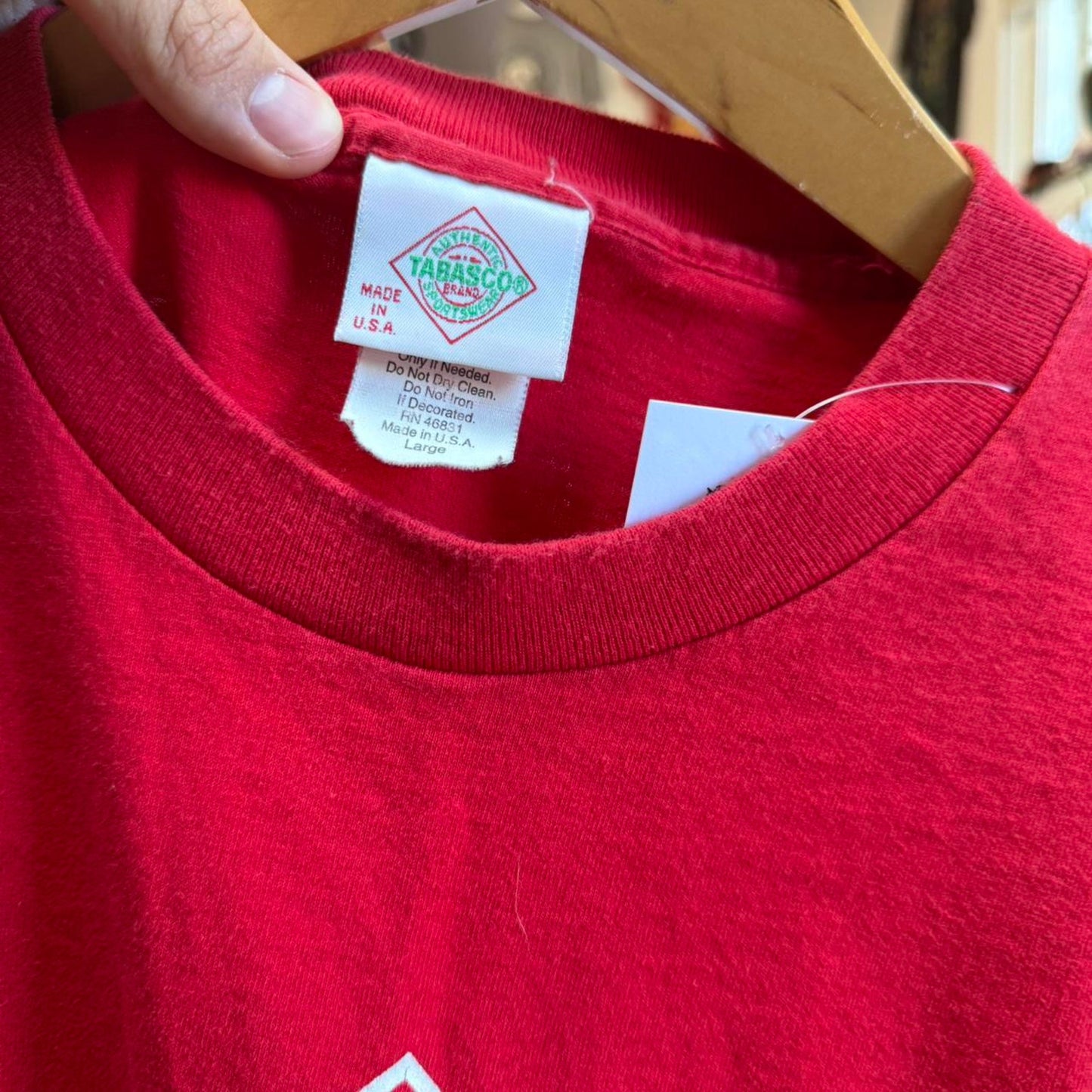 Vintage 90s Tabasco Hot Sauce Food T-Shirt
