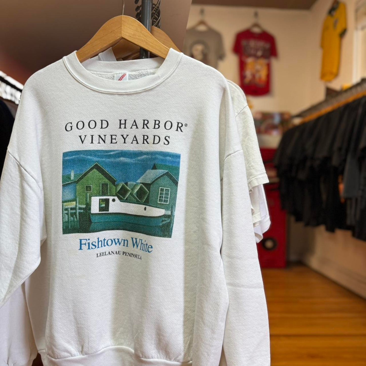 Vintage 90s Good Harbor Vineyard Fishtown White Crewneck