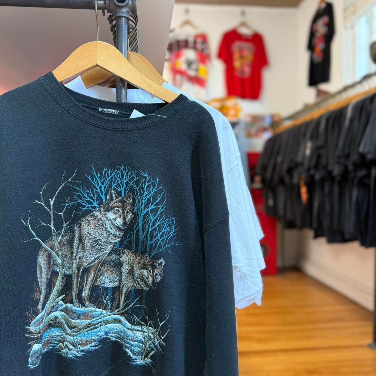 Vintage 90s Wolf Animal Nature Outdoors Crewneck