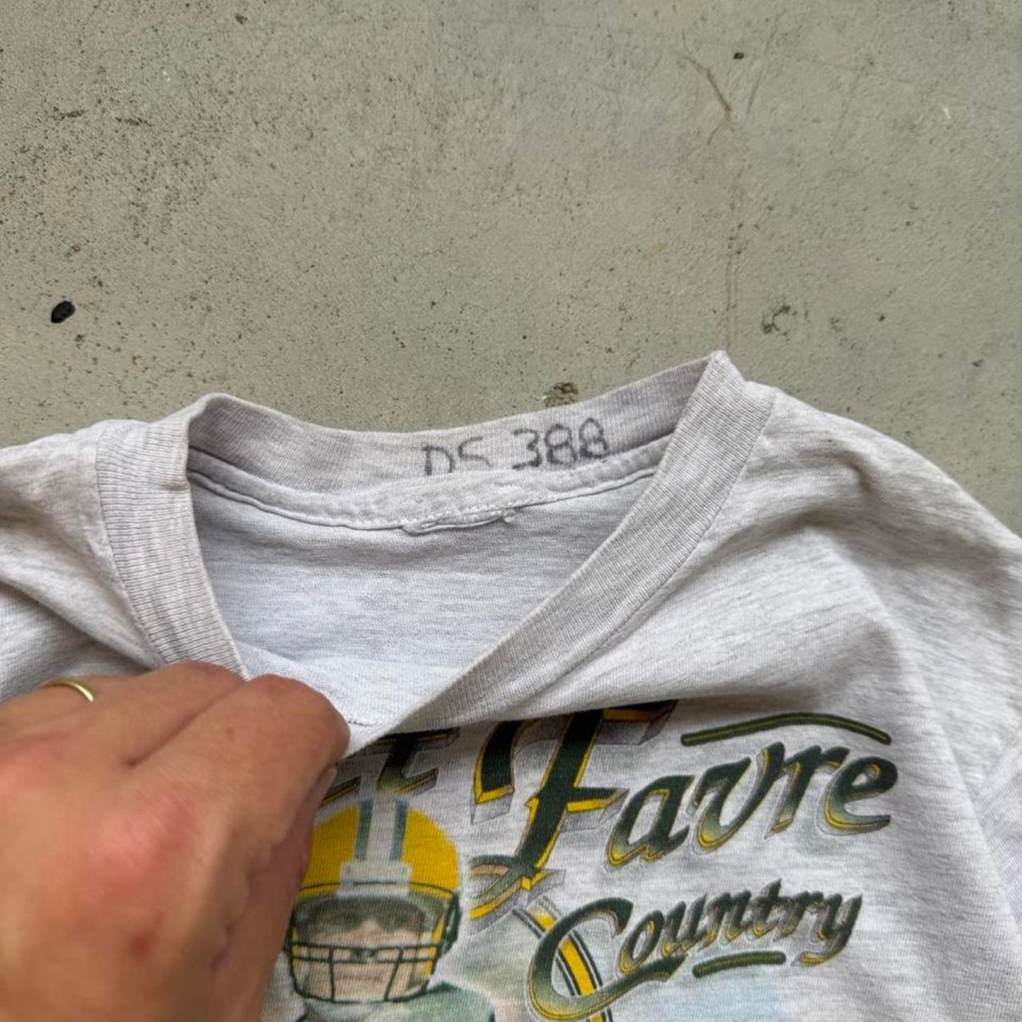 Vintage 90s Green Bay Packers Brett Favre NFL T-Shirt - Kids 10-12