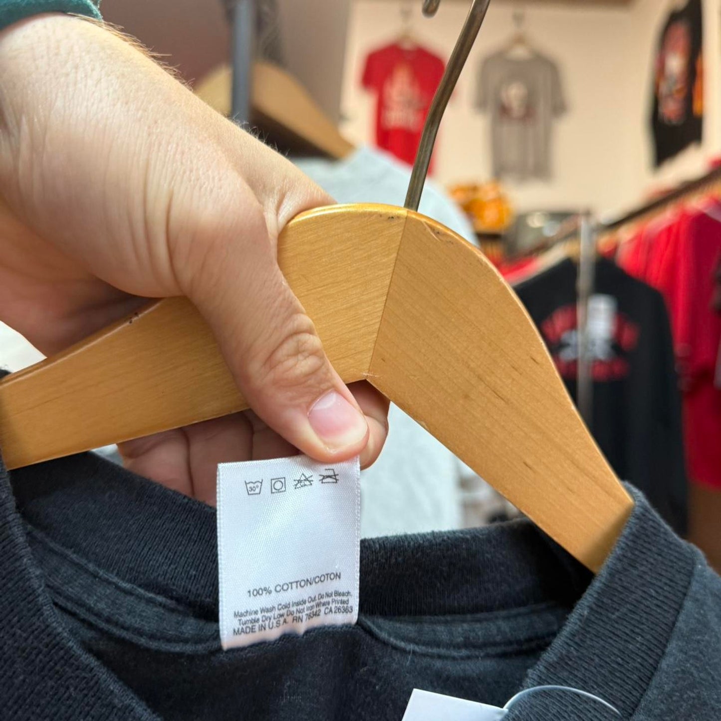 Vintage 90s Kansas City Chiefs Taz Sports T-Shirt - Large