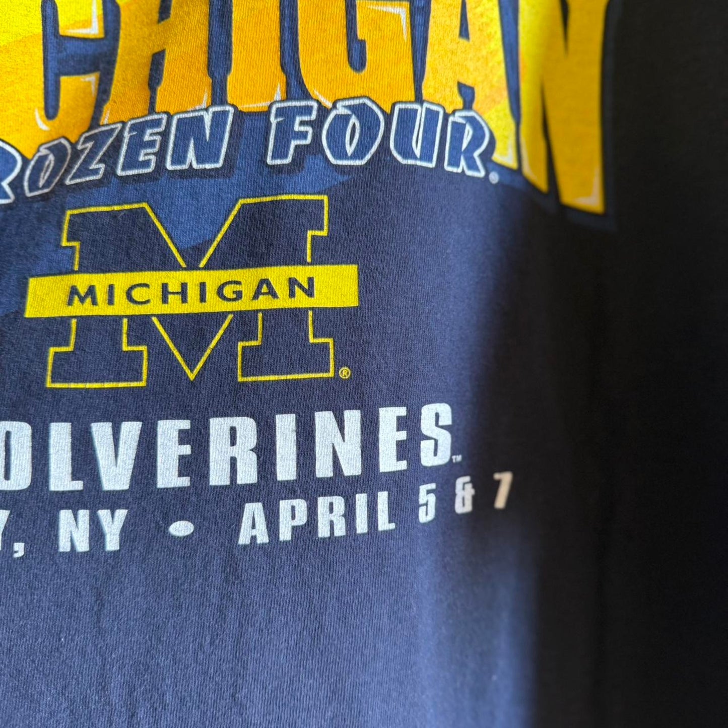 Vintage Y2K Michigan Wolverines Final Four T-Shirt