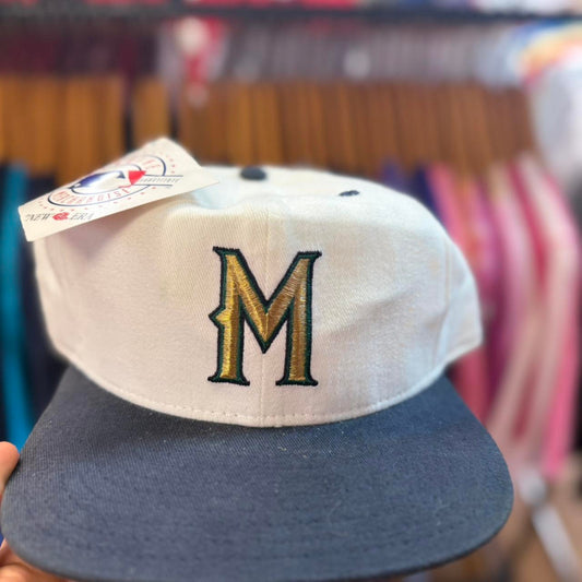 Vintage 90s Milwaukee Brewers New Era NWT Snapback