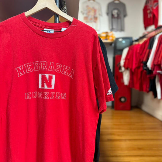 Vintage 90s Nebraska Huskers Cornhuskers Football T-Shirt - Large