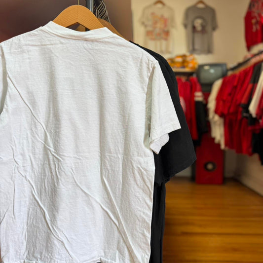 Vintage 90s McGills Ireland Alcohol T-Shirt - Medium