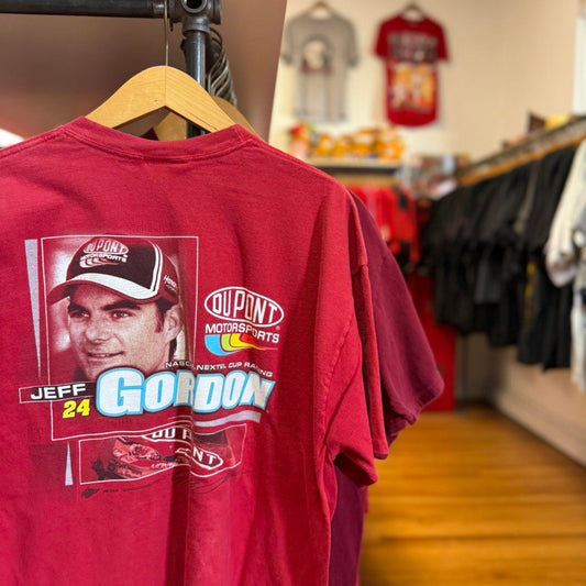 Vintage Y2K Jeff Gordon NASCAR Racing Race Car T-Shirt