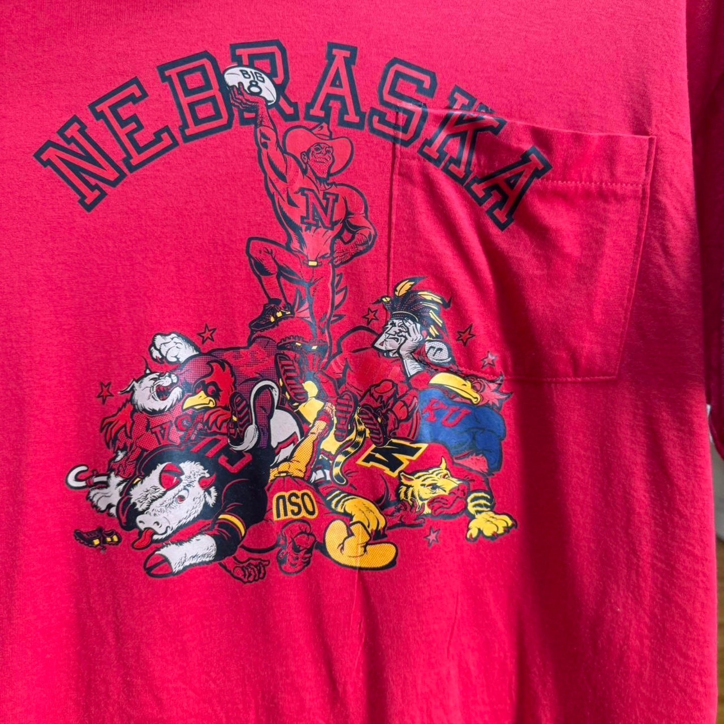 Vintage 80s Nebraska Huskers Standing in Top T-Shirt - X-Large