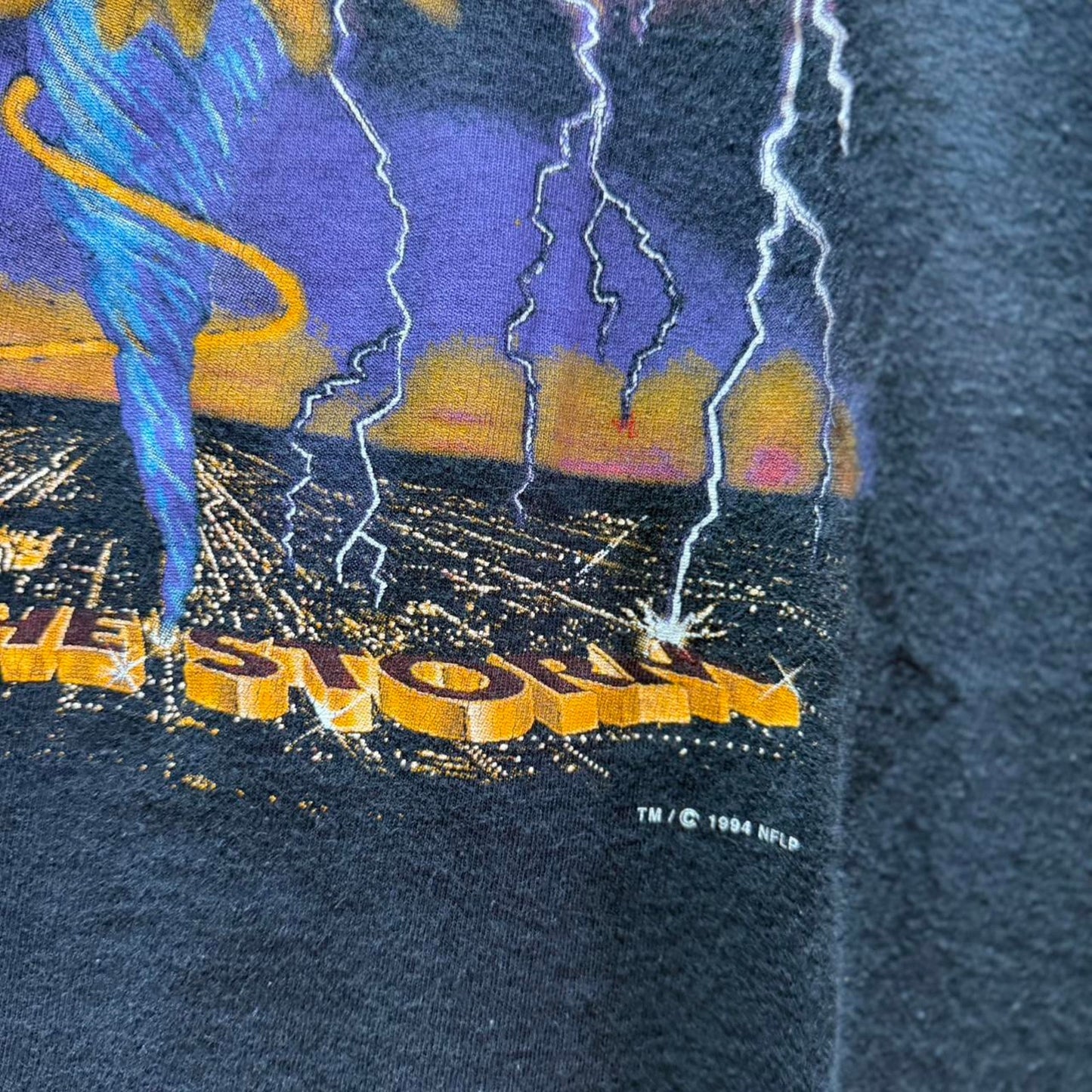 Vintage 90s Kansas City Chiefs Lightning NFL Football T-Shirt