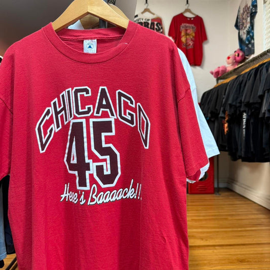 Vintage 90s Chicago Bulls Michael Jordan T-Shirt