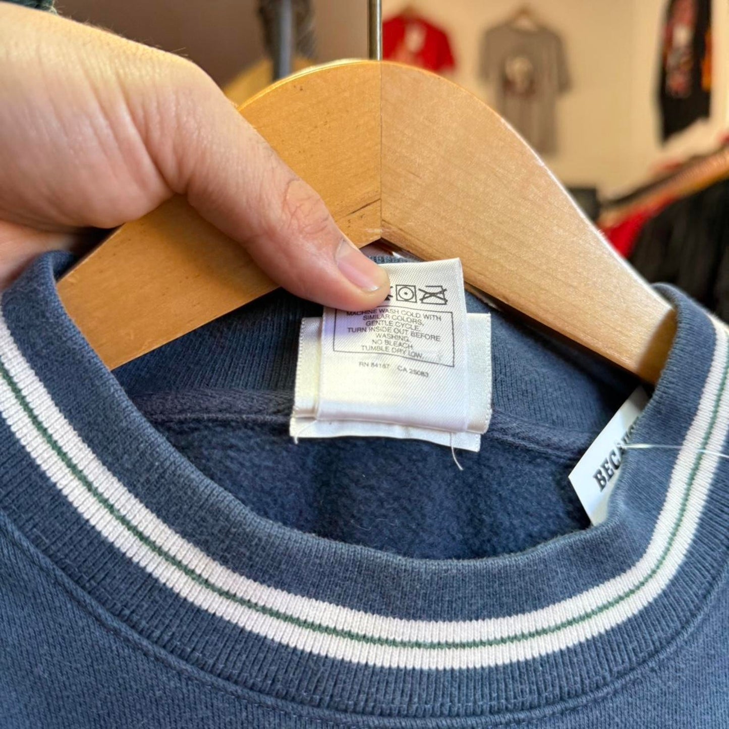 Vintage 90s Disney World Leonardo Da Vinci Mickey Crewneck - Large