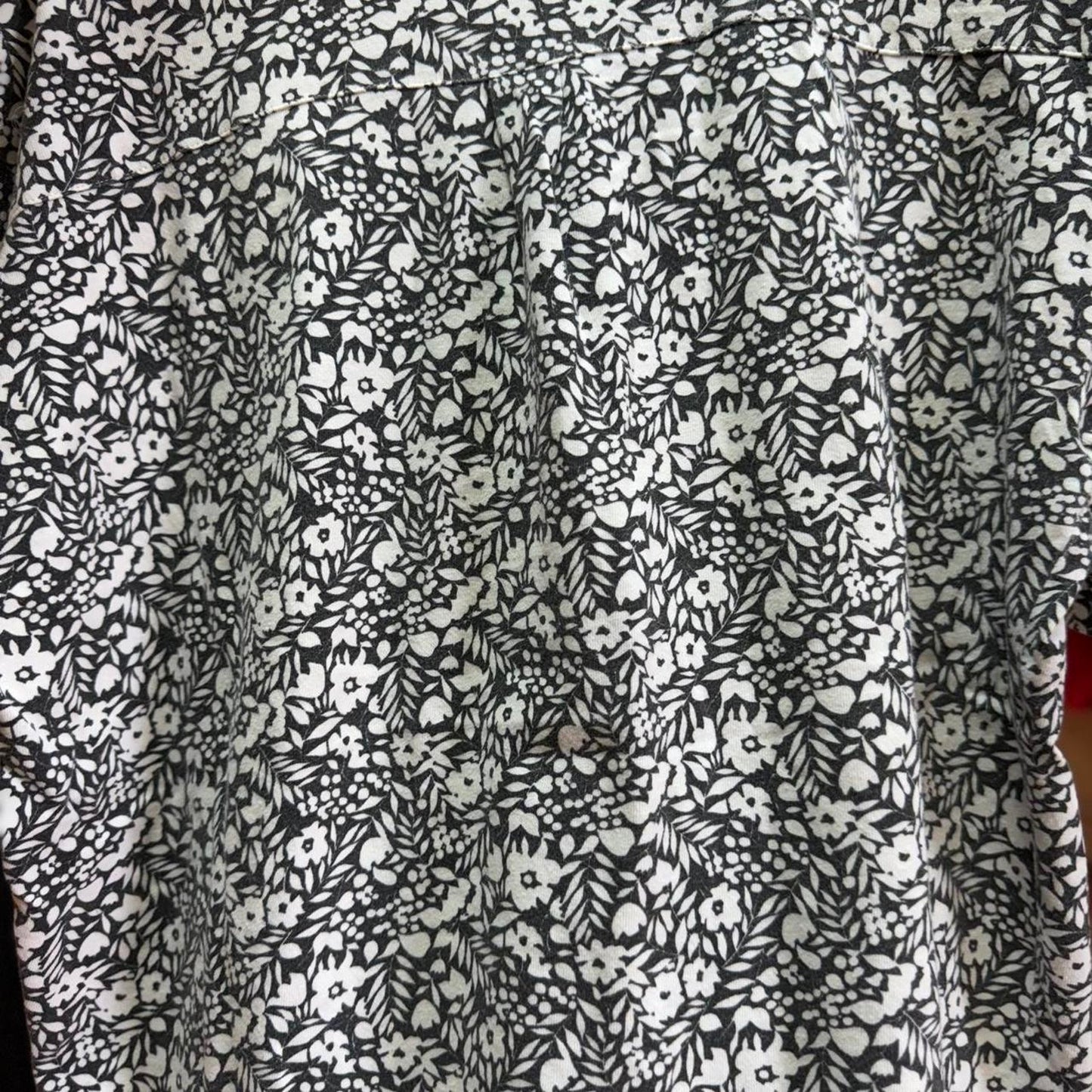 Vintage 90s Gap Floral Loop Collar Shirt - Medium
