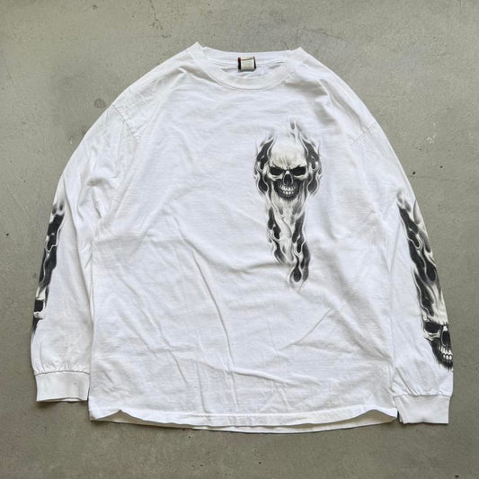 Vintage Y2K Flaming Skull Sleeve T-Shirt - X-Large