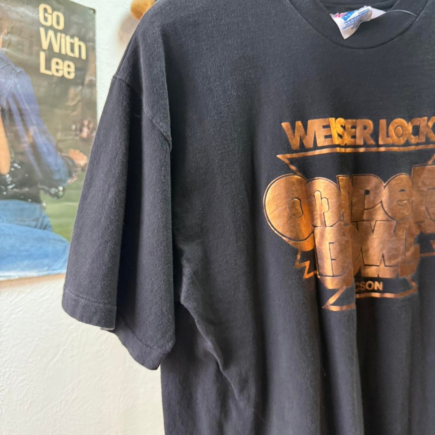 Vintage 90s Weiser Lock Copper Bowl Football T-Shirt - Large