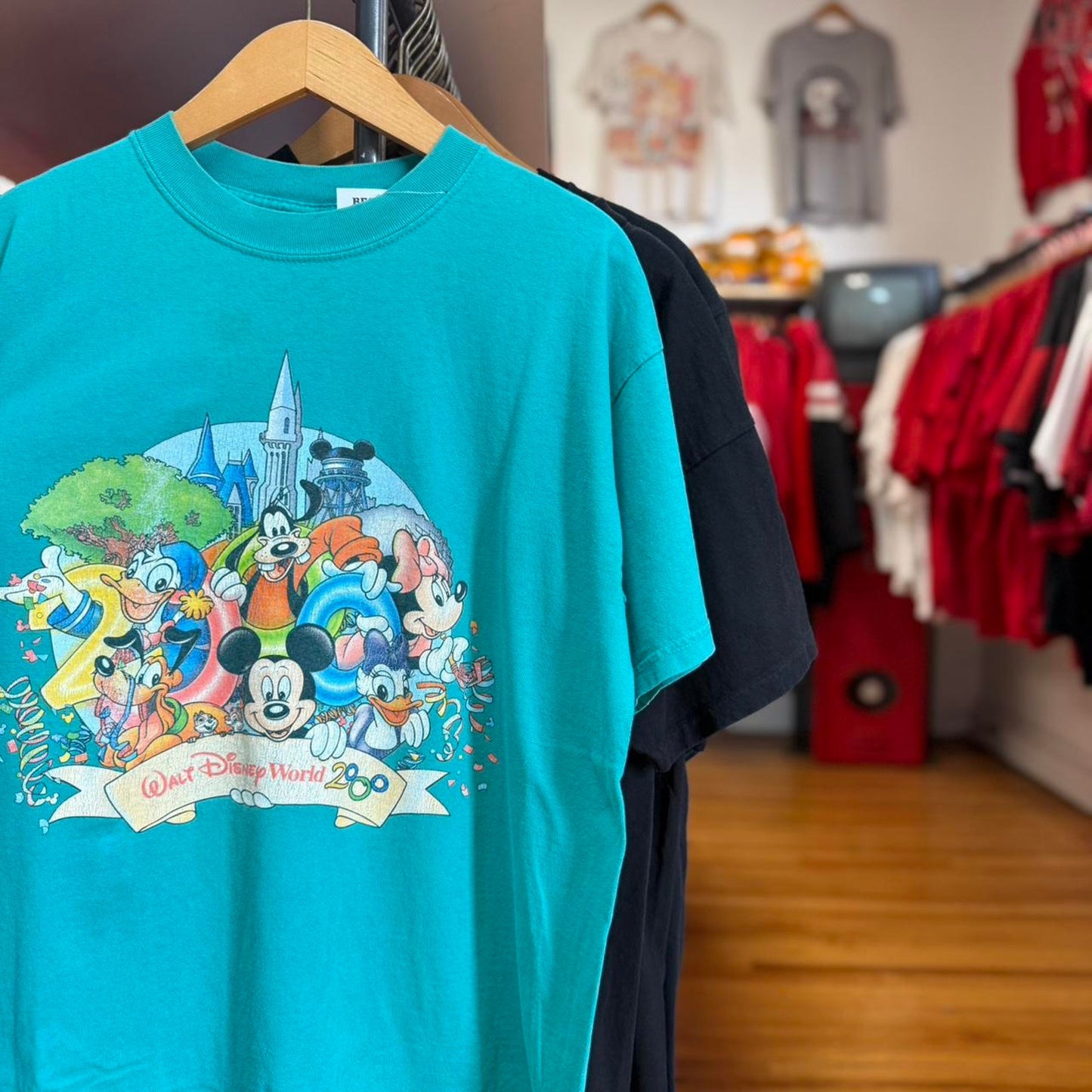 Vintage Mickey Mouse Disney World T-Shirt