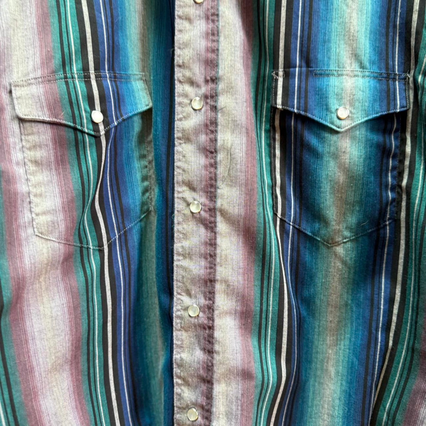 Vintage 90s Wrangler Pearl Snap Button Up Shirt - Large