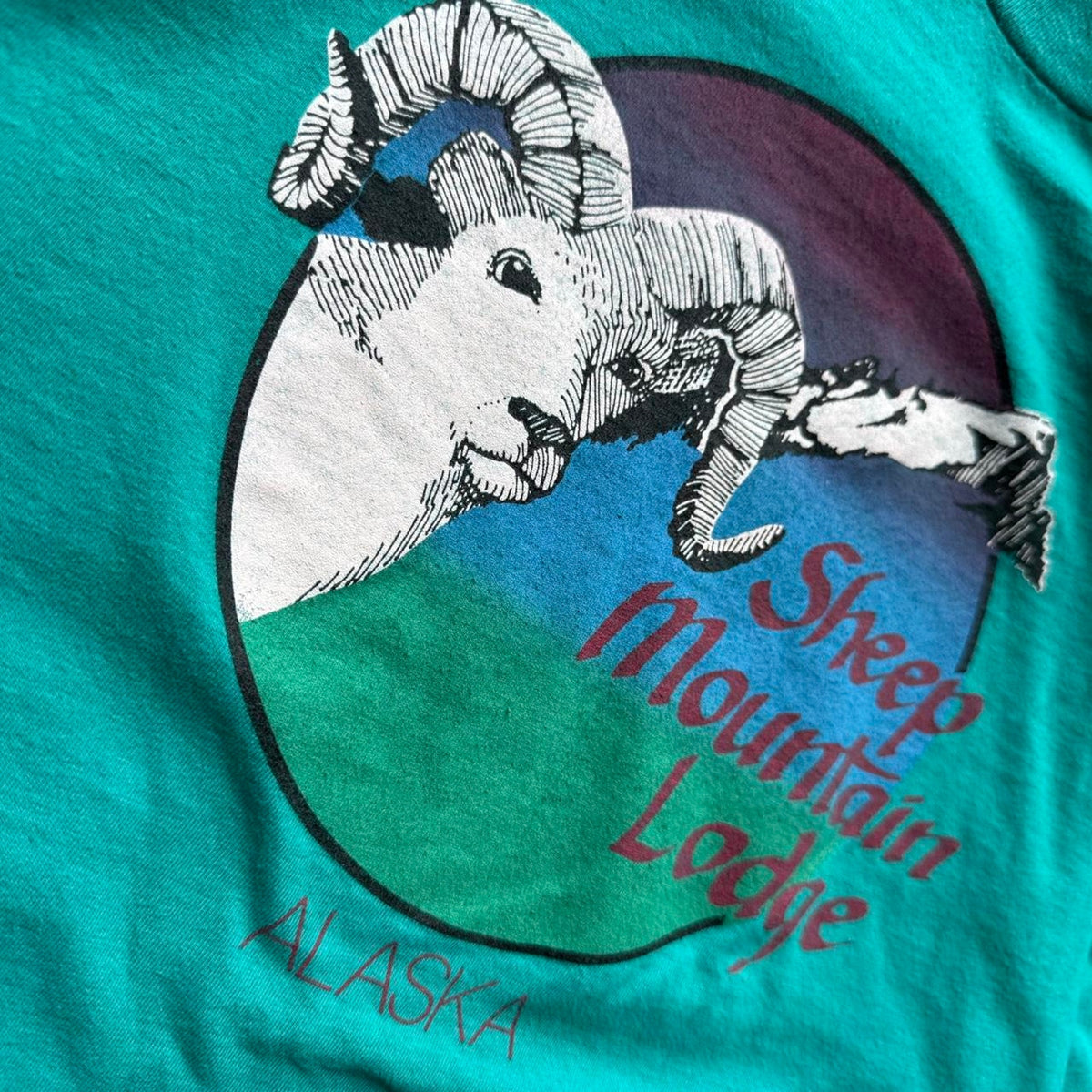 Vintage 90s Sheep Mountain Lodge Animal T-Shirt - Large