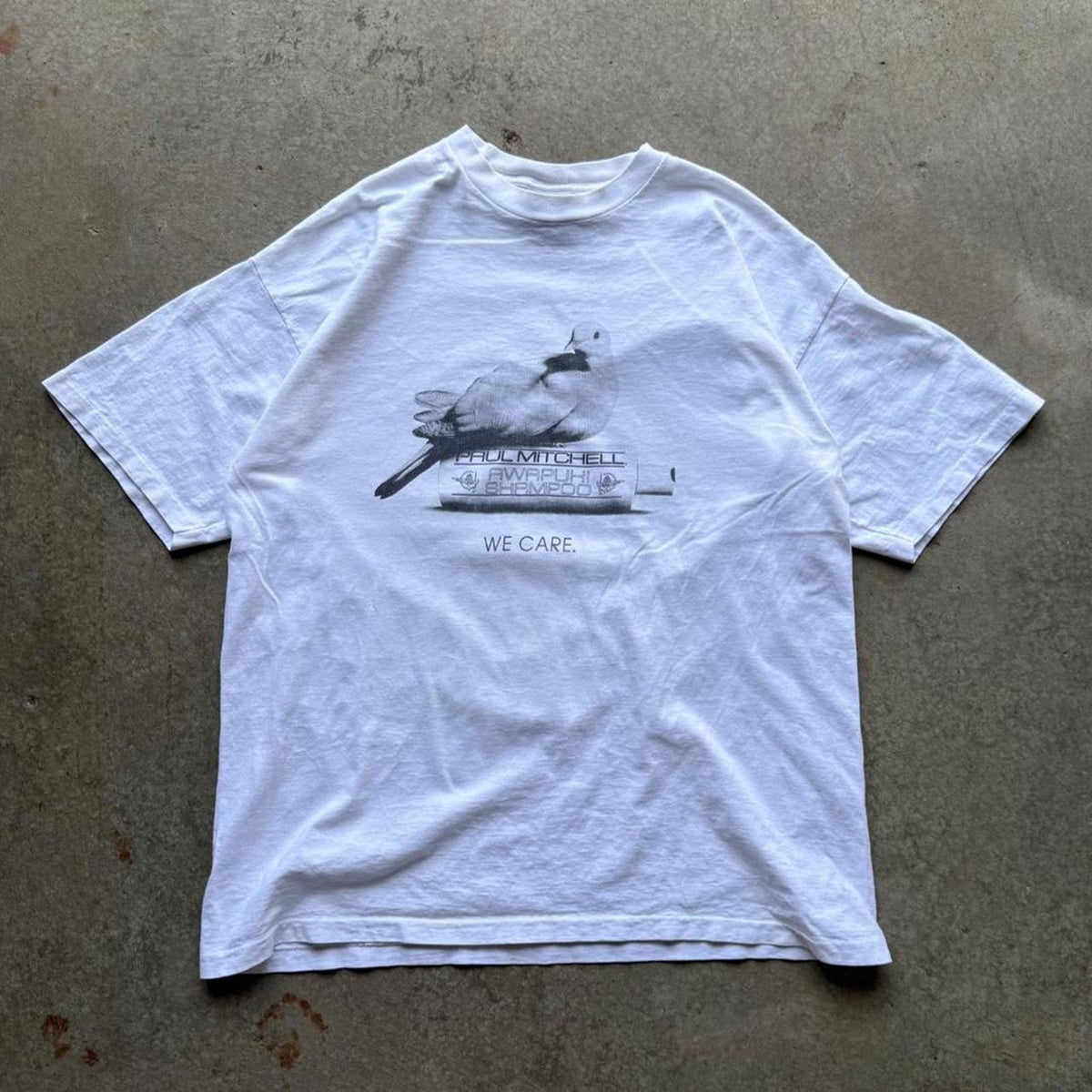 Vintage 90s Paul Mitchell Shampoo Dove Animal T-Shirt - X-Large