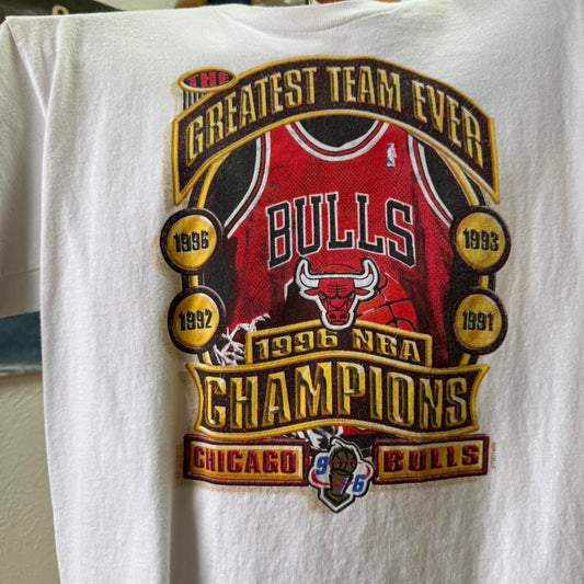 Vintage 90s Chicago Bulls Champions NBA T-Shirt - X-Small
