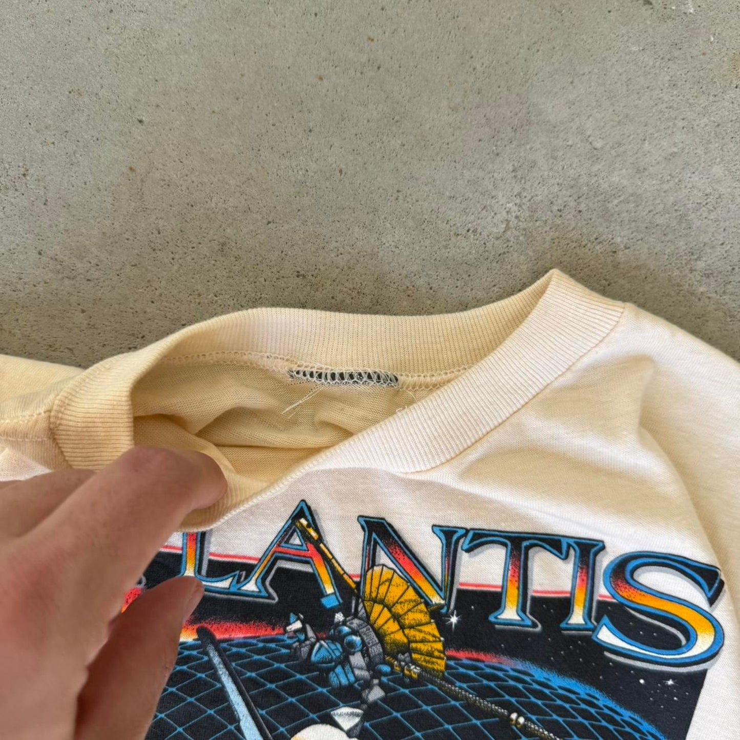 Vintage 80s NASA Atlantis Distressed T-Shirt - Small