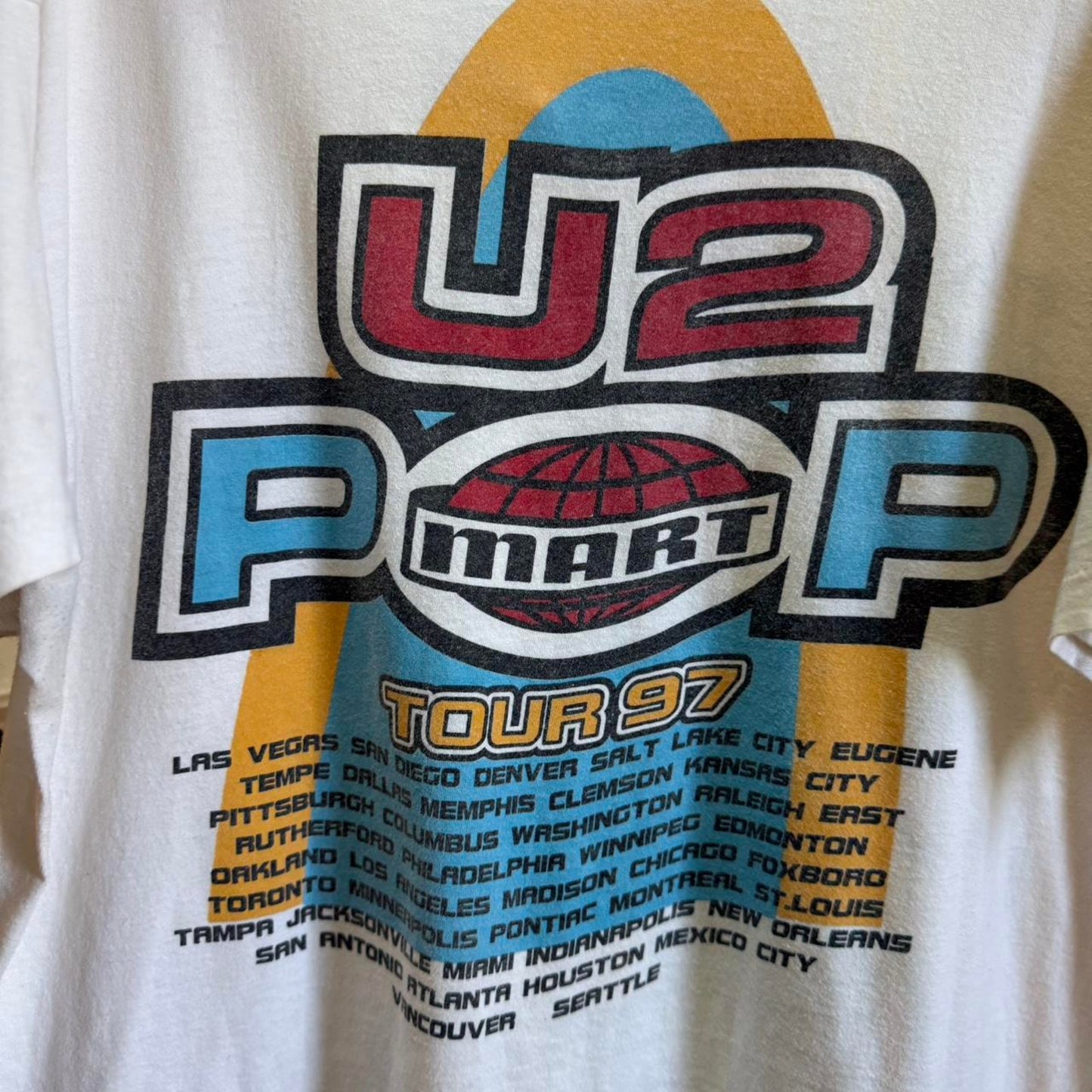 Vintage 90s U2 Pop 1997 Tour Band T-Shirt