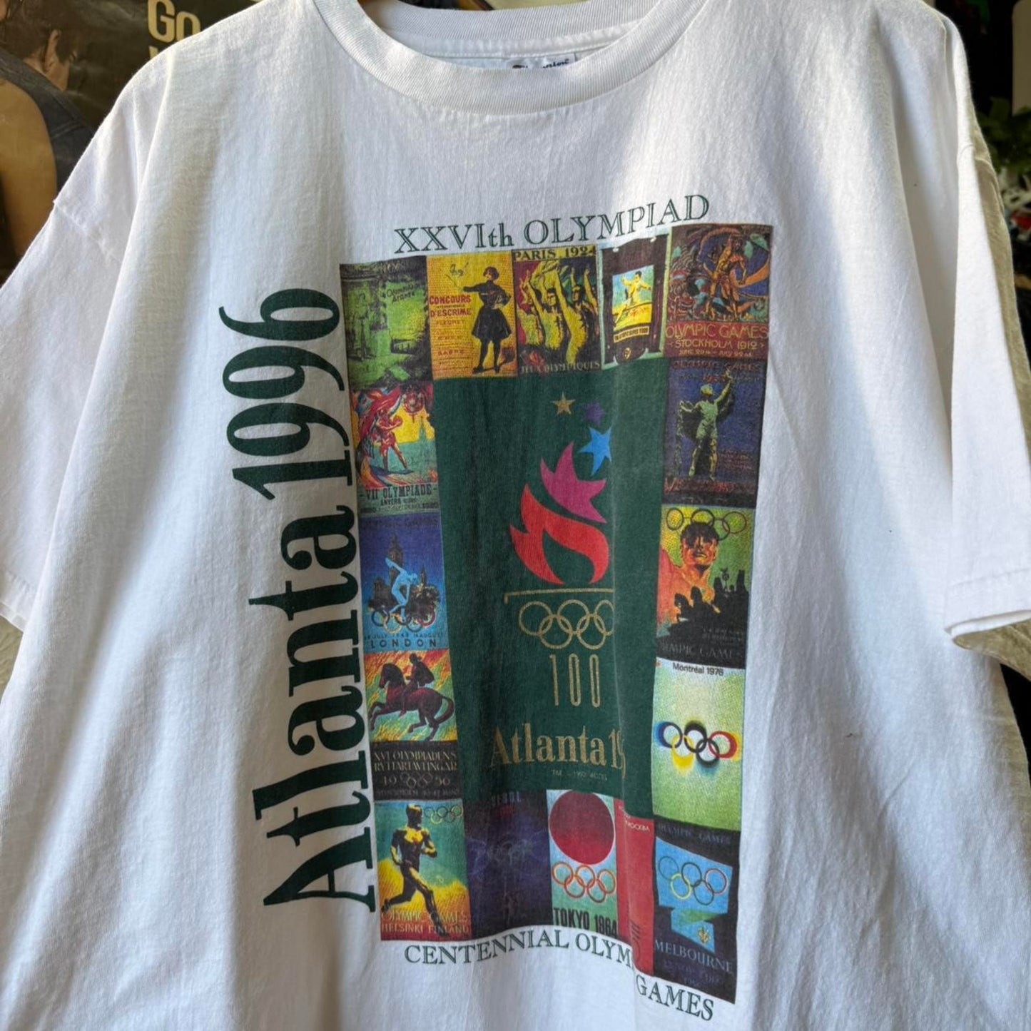 Vintage Atlanta 1996 Olympics Art Style T-Shirt - X-Large