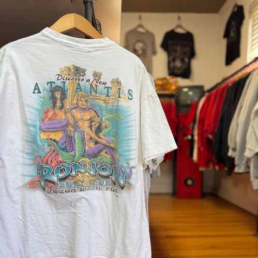 Vintage 90s Ron Jon Atlantis Pocket T-Shirt - X-Large