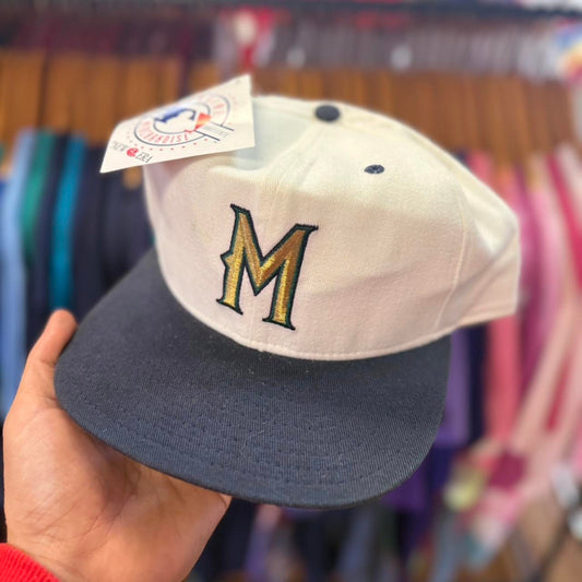 Vintage 90s Milwaukee Brewers New Era NWT Snapback
