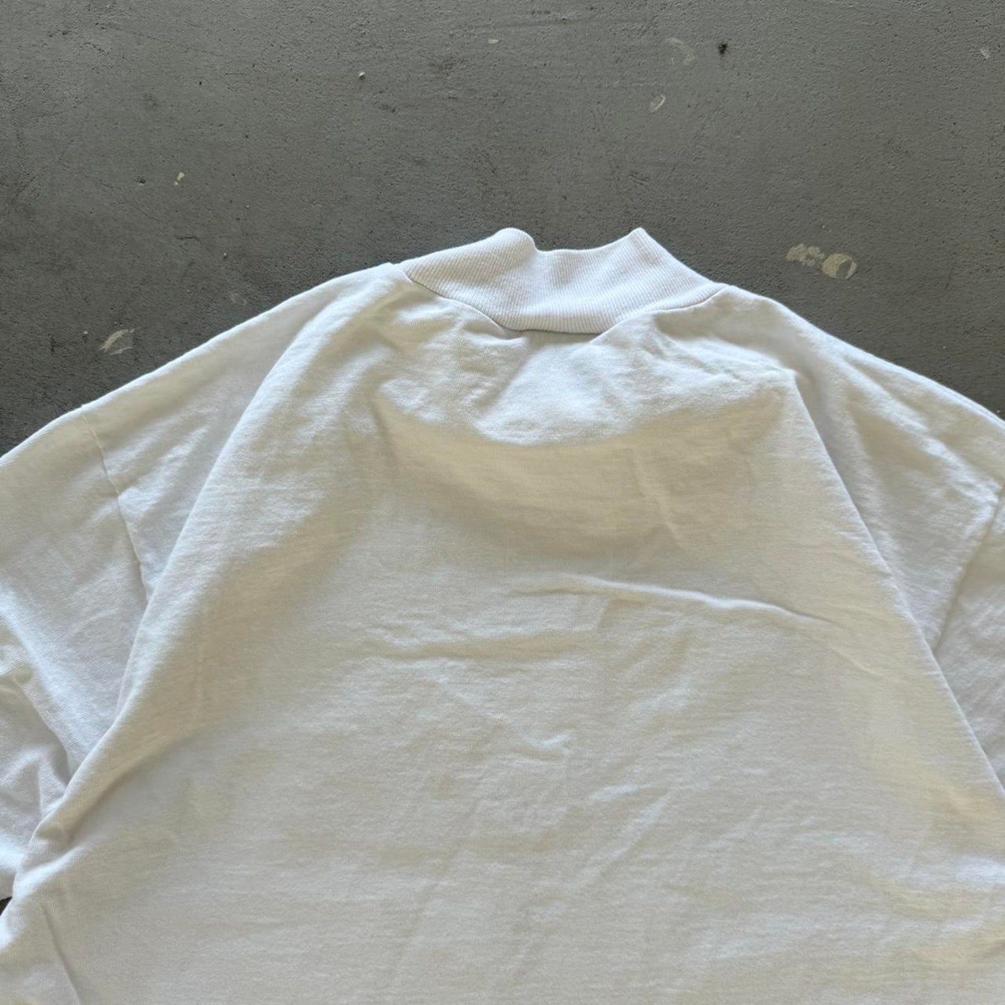 Vintage 90s O’Neill Native Art Style T-Shirt - Medium