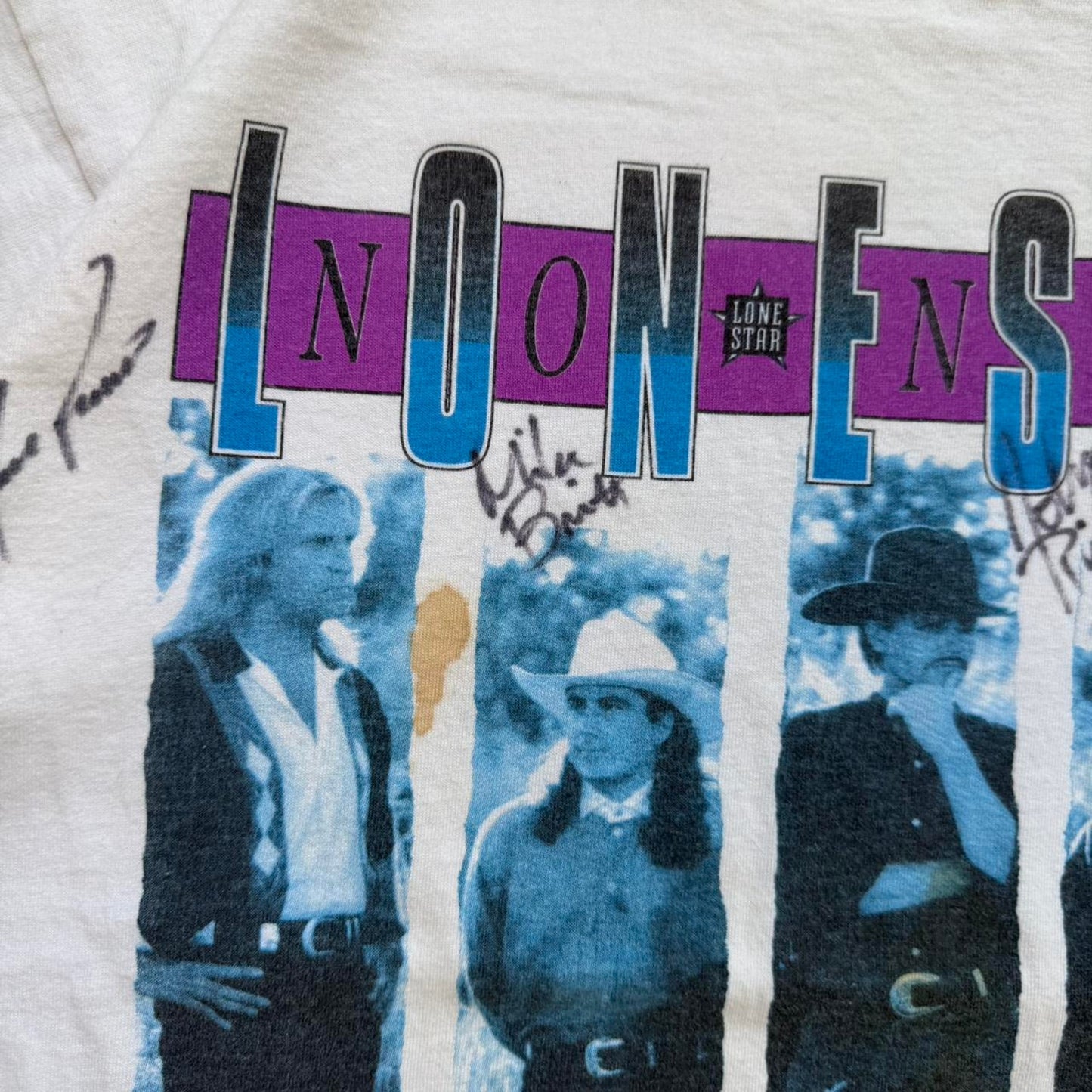 Vintage 90s Lonestar Country Band Signed Concert T-Shirt - Large