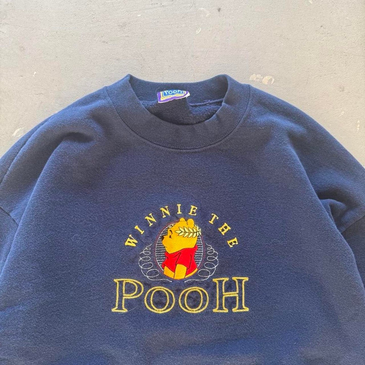 Vintage 90s Disney Winnie the Pooh Crewneck - Large