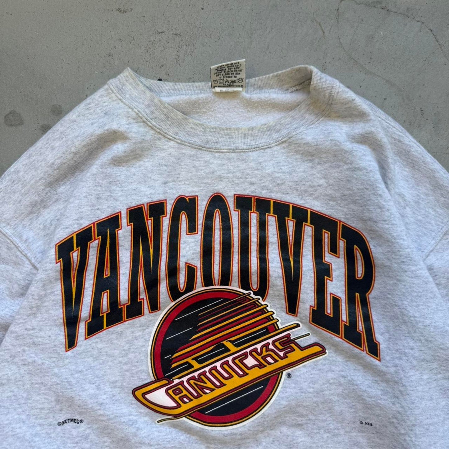 Vintage 90s Vancouver Canucks NHL Hockey Crewneck - Large