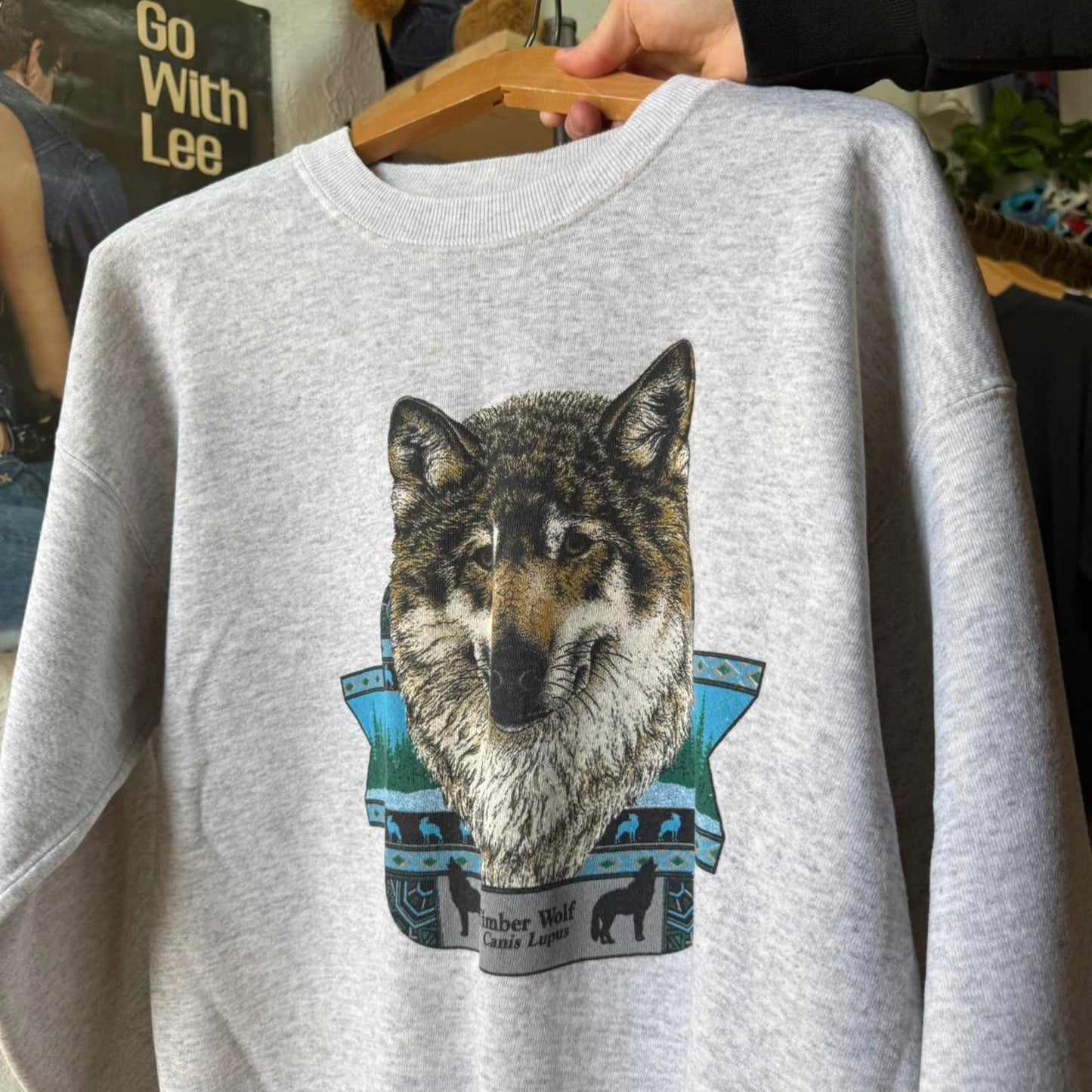 Vintage 90s Wolf Animal Nature Crewneck - Large
