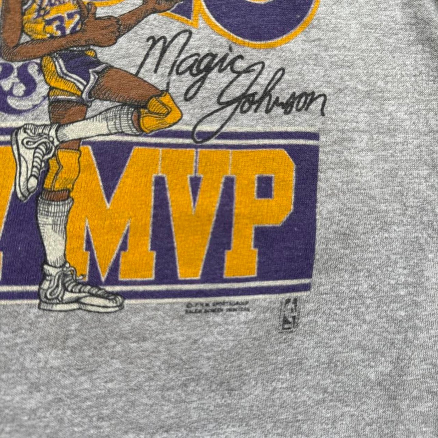 Vintage 80s Magic Johnson Lakers MVP NBA T-Shirt - Kids L/XL