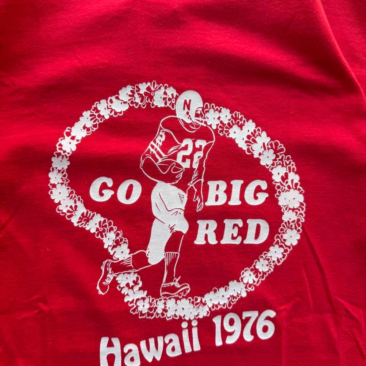 Vintage 1976 Nebraska Huskers Go Big Red Hawaii T-Shirt - Medium