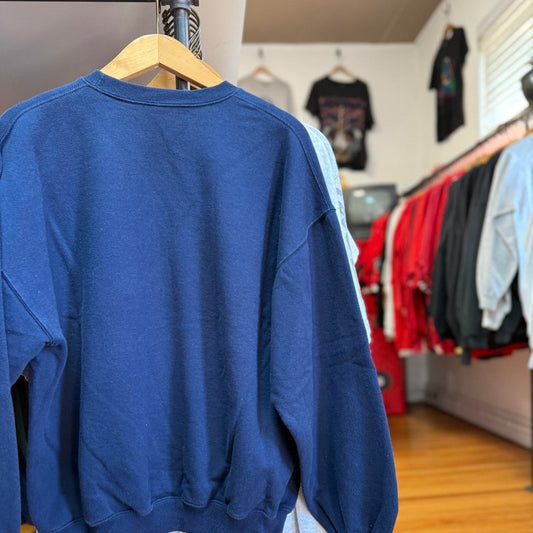 Vintage Y2K Trophy Hunting Animal Nature Crewneck - Large