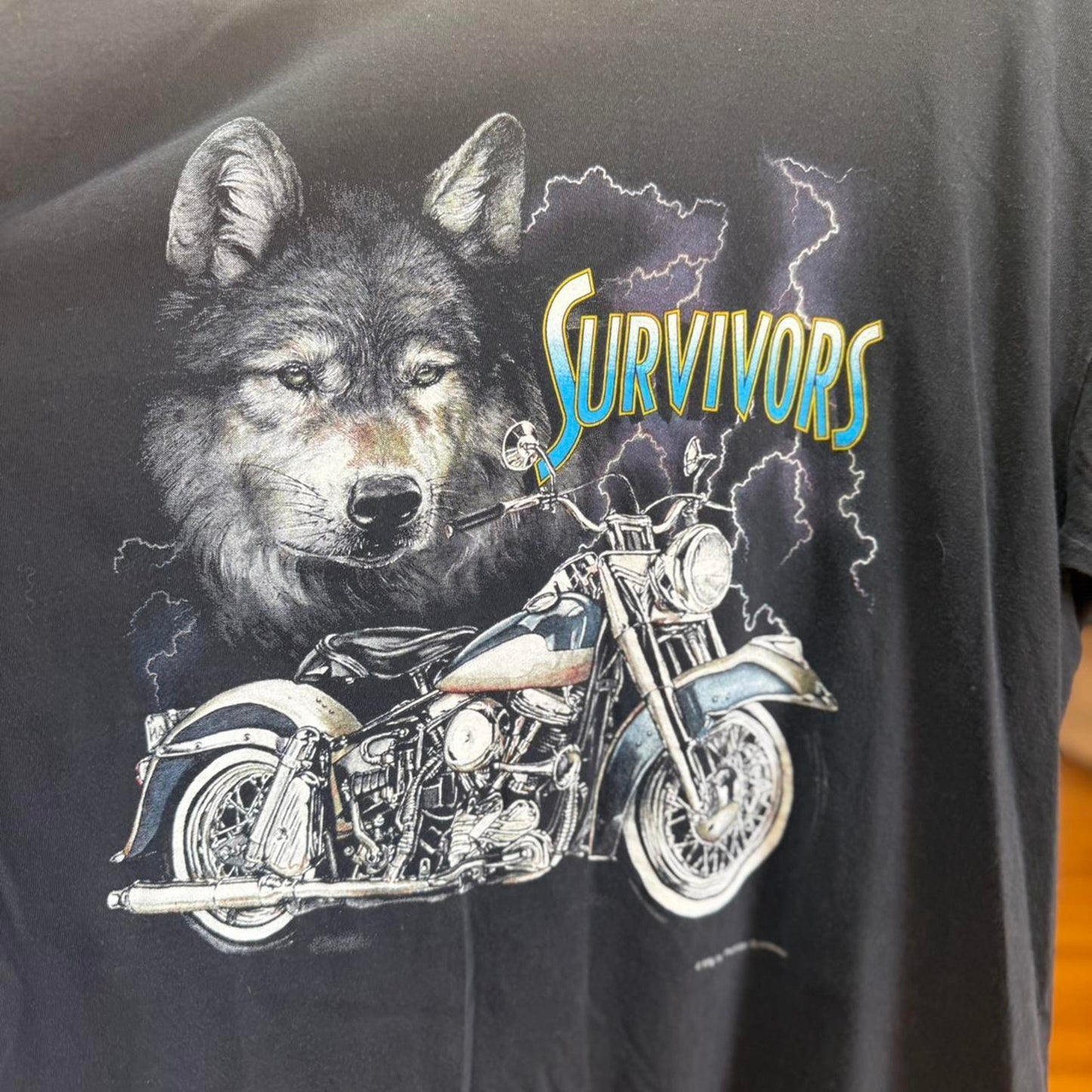 Vintage 2001 Sturgis Soutb Dakota Lightning Wolf Biker T-Shirt