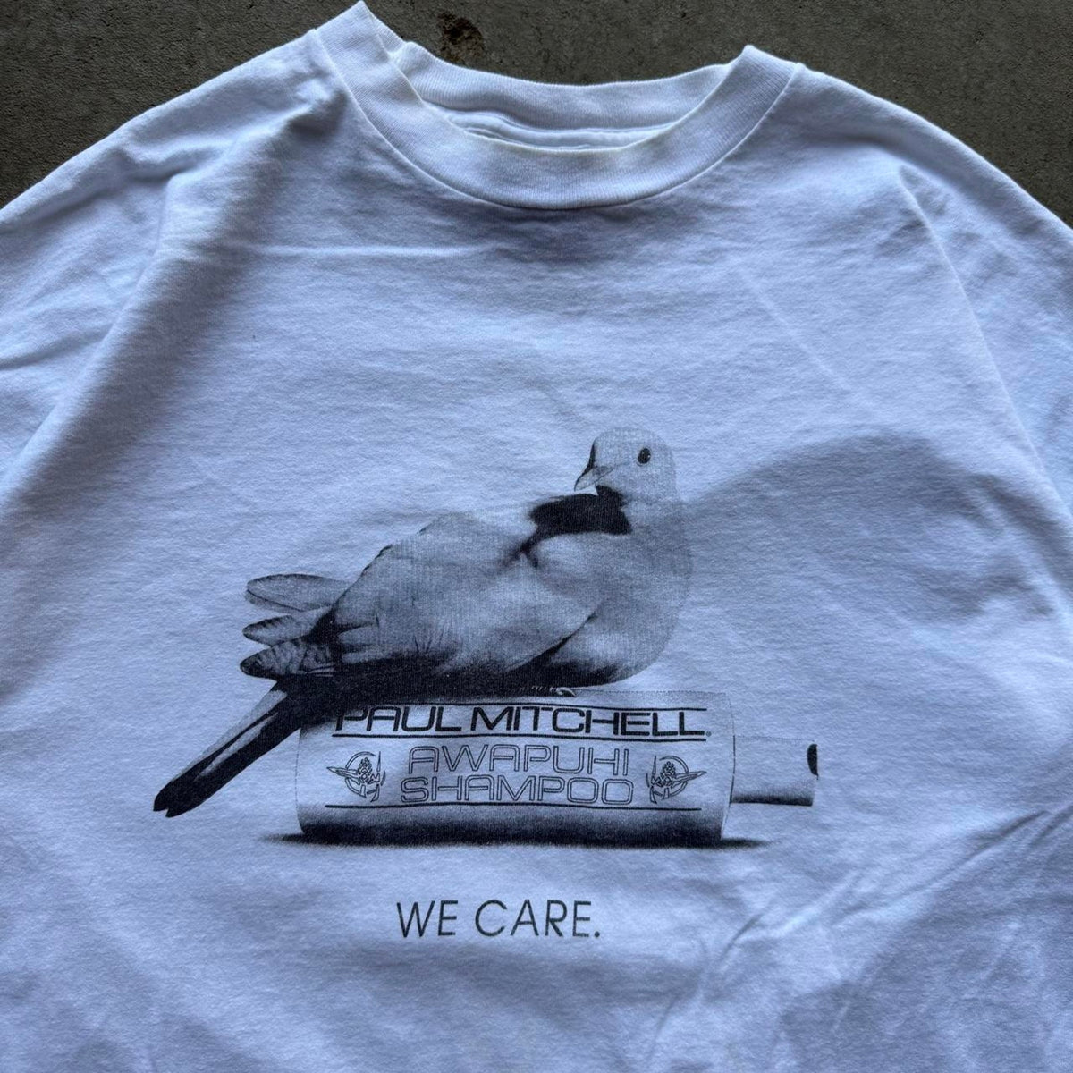 Vintage 90s Paul Mitchell Shampoo Dove Animal T-Shirt - X-Large
