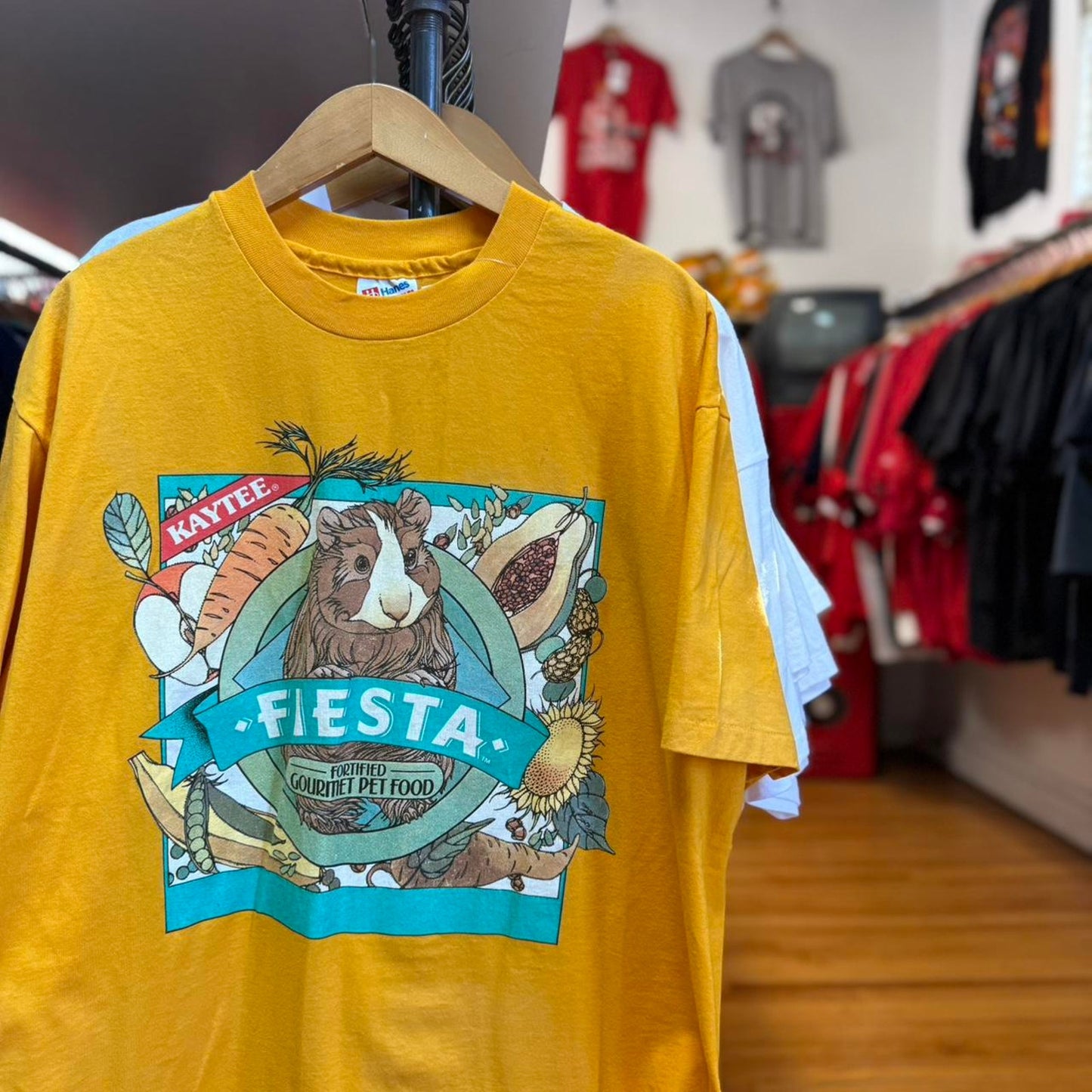 Vintage 90s Fiesta Animal Food Guinea Pig T-Shirt - Large