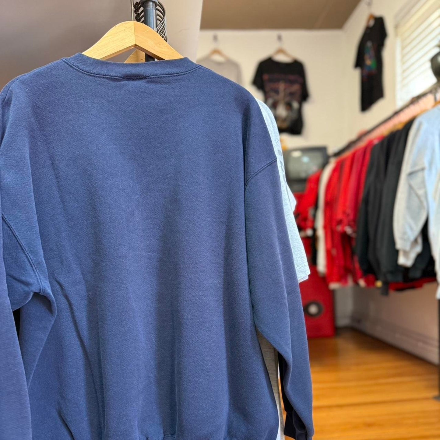 Vintage 90s Winnie the Pooh Tiger and Eeyore Disney Crewneck - X-Large