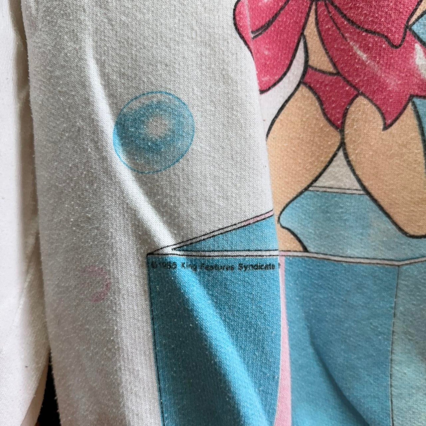 Vintage 90s Betty Boop Cartoon Character Dancing Crewneck